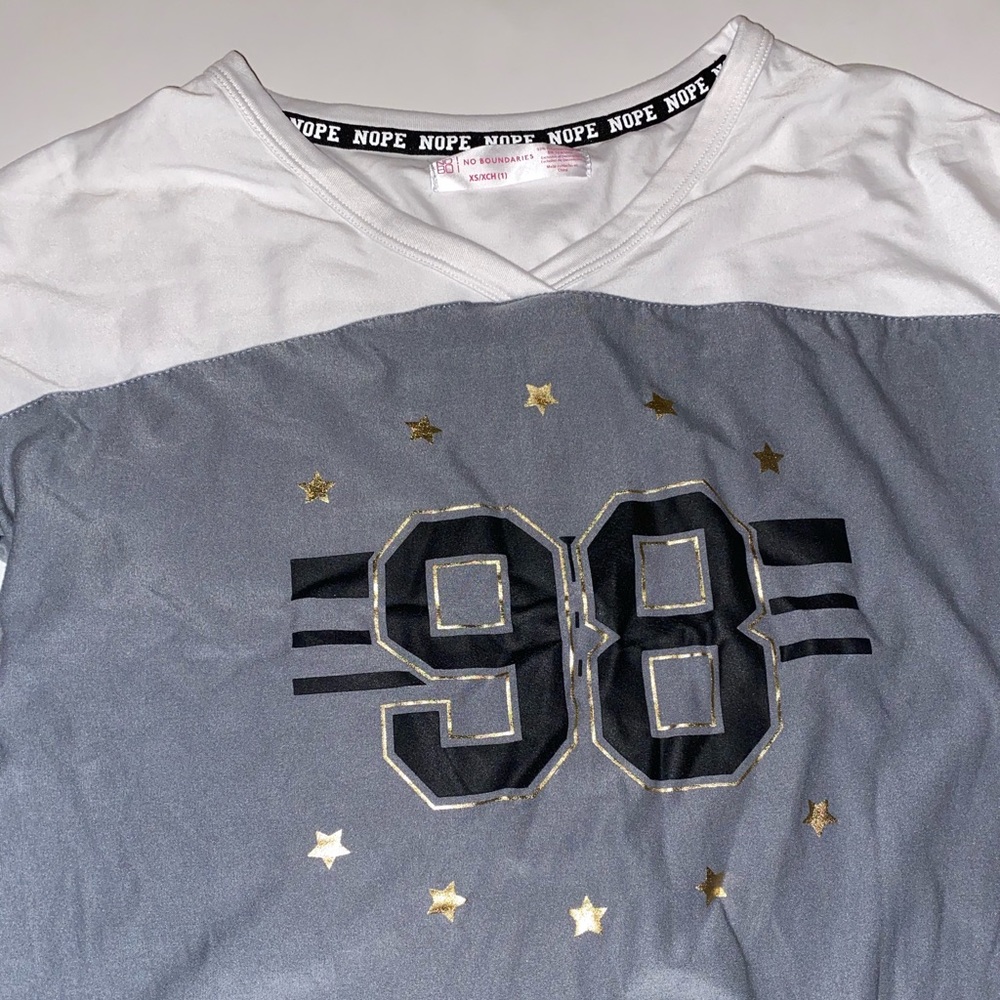 COPY - White and gray no boundaries shirt